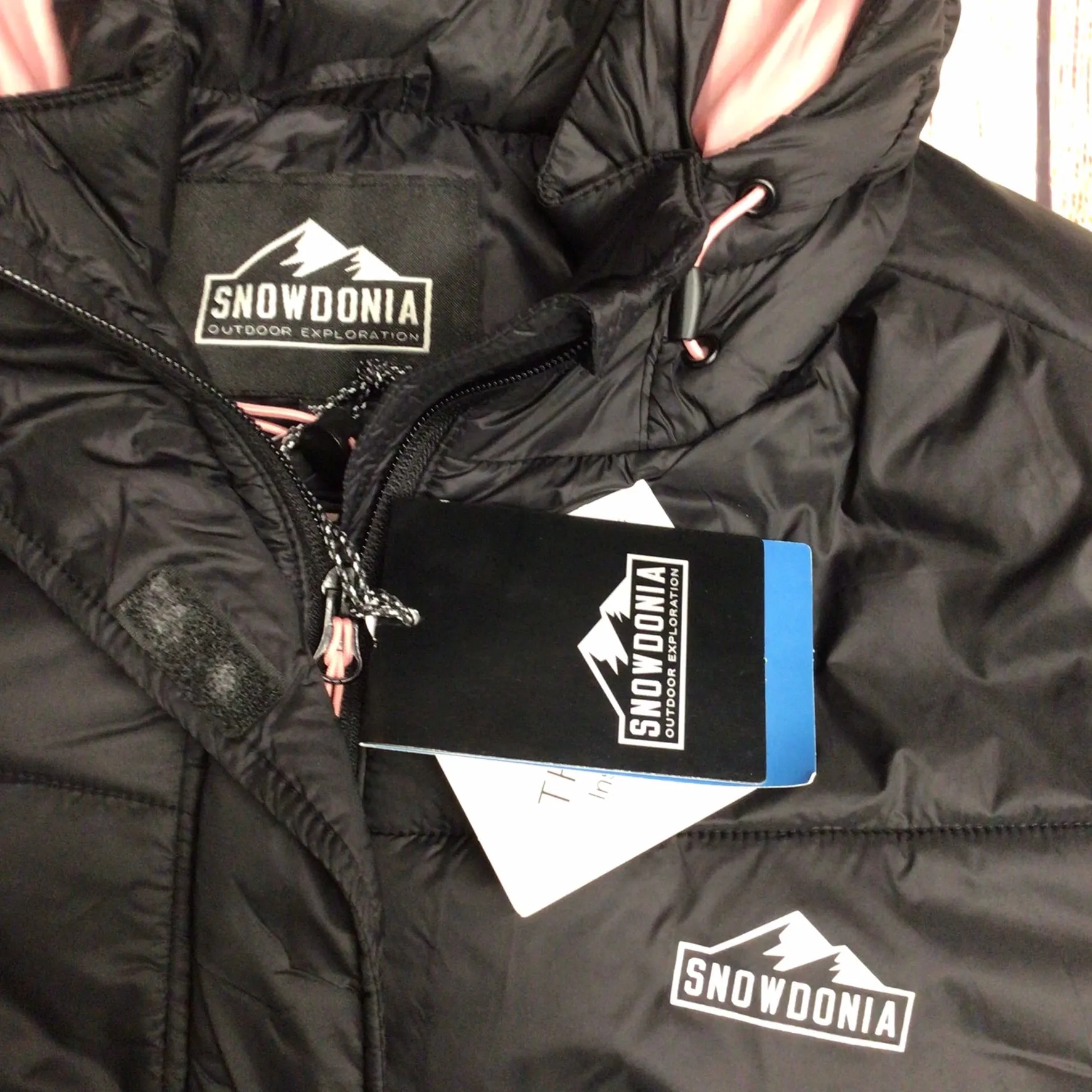 BNWT Snowdonia Black Puffer Jacket w/Stuff Sack Size 20