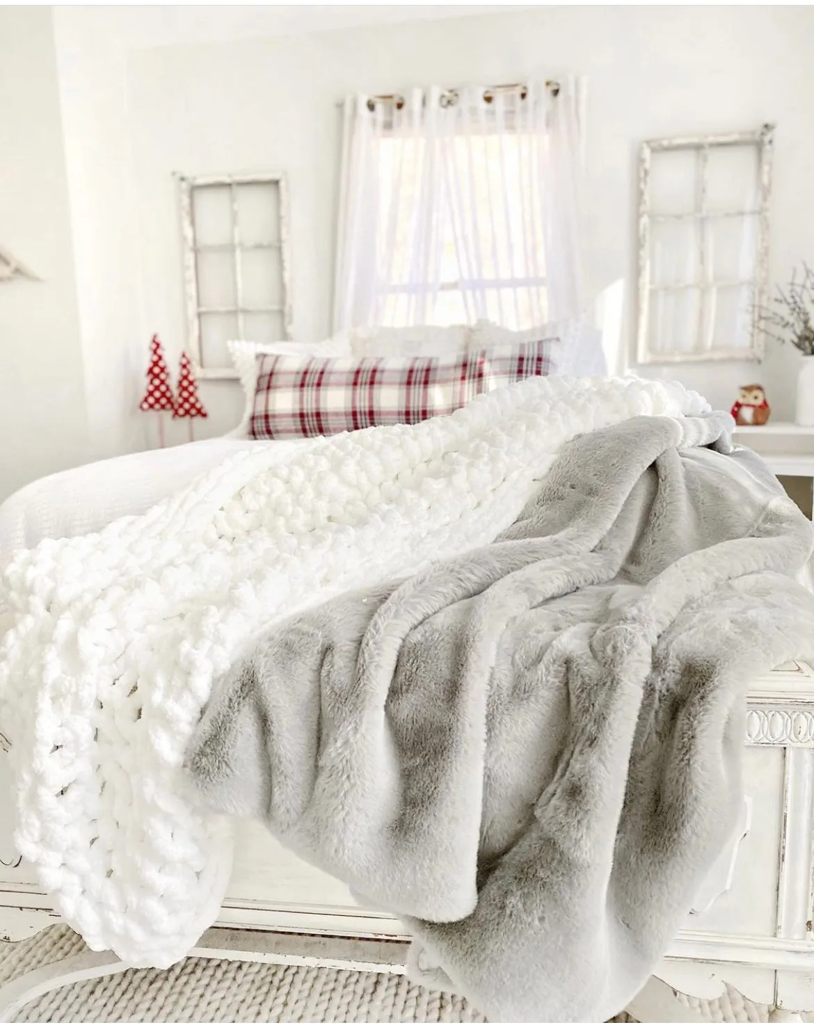 Chunky Knit Throw- Multiple Colors