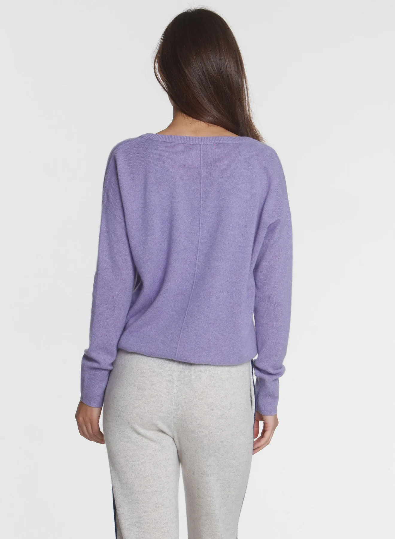 CORE Cashmere BF Vee - Lilac