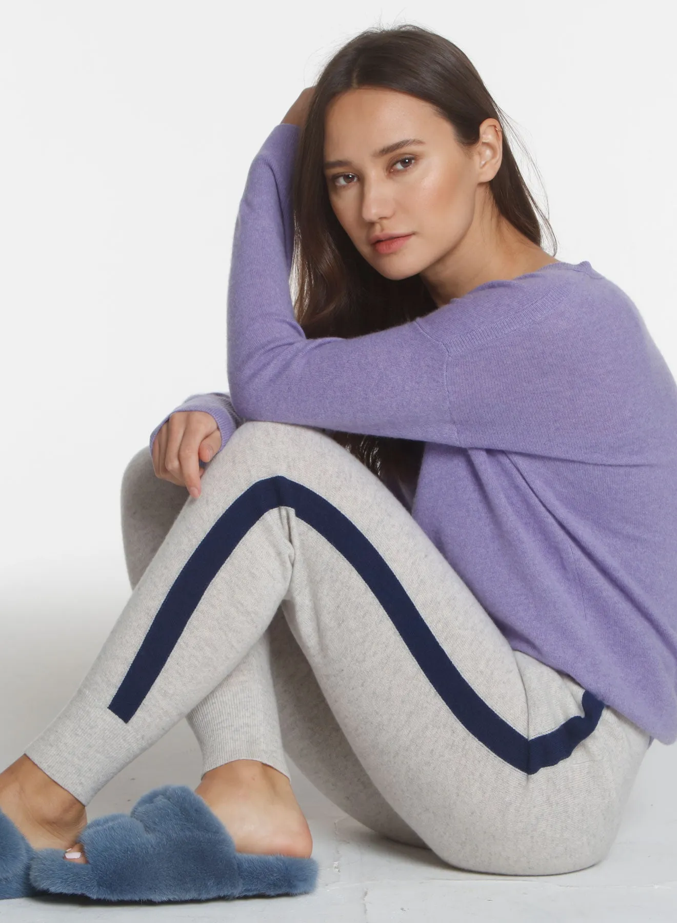 CORE Cashmere BF Vee - Lilac